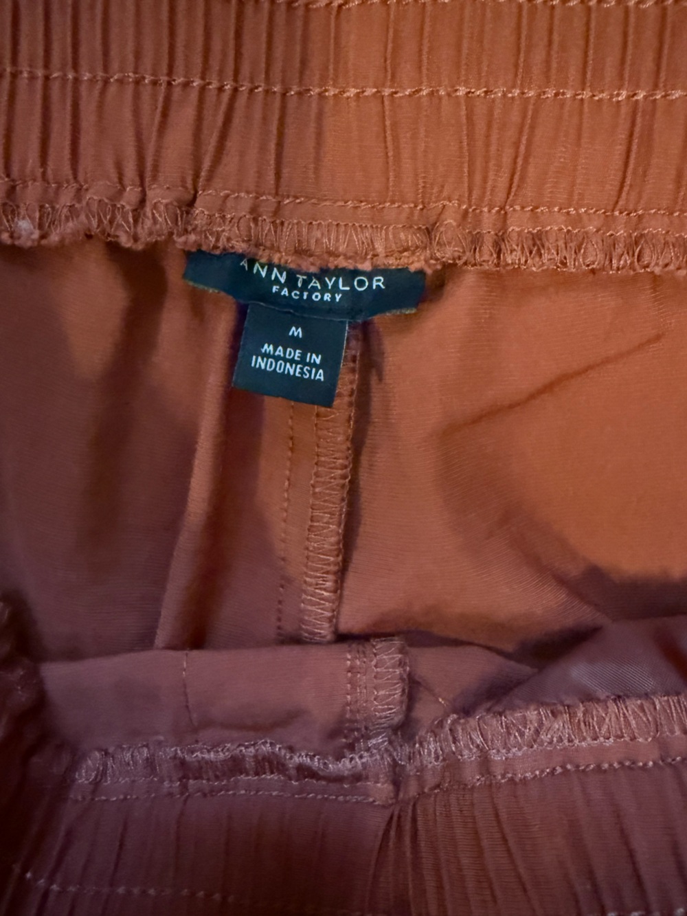 Ann Taylor Women’s Elastic Waist Wide-Leg Pants - Rust - Picture 5 of 5